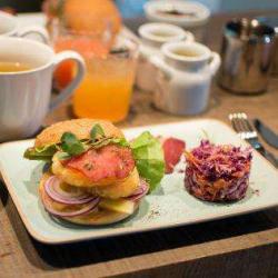 Brunch Bleu Canard