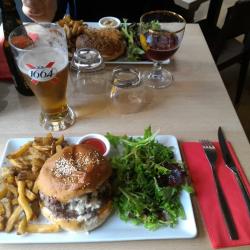 Burger & Wine Martiniere