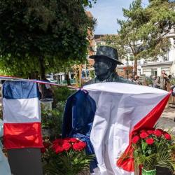Buste De François Mitterrand