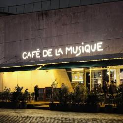 Café De La Musique