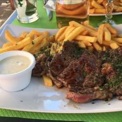 Cafe Des Sports