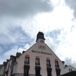 Cafe Des Tribunaux