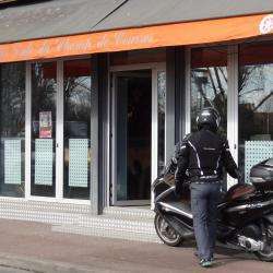 Cafe Du Champ De Course
