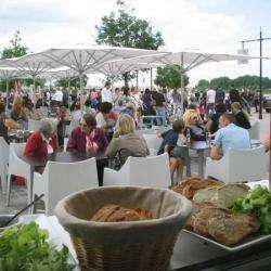 Cafe Lunaire
