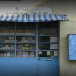 Camili Books And Tea