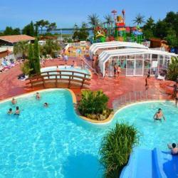 Camping Des Grands Pins - Le Patio