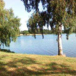Camping Du Lac Plaisance - 1 étoile
