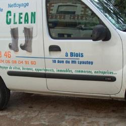 Carlos Clean