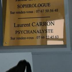 Carron-psychanalyste-meditant-nimes