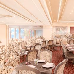 Castle Club Lounge
