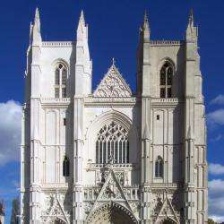 Cathédrale Saint Pierre Et Saint Paul