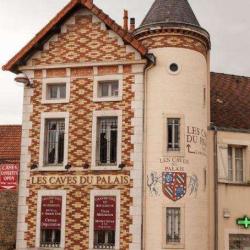 Caves Du Palais