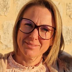 Céline Monney Neurotraineur Magnétiseur Energéticien
