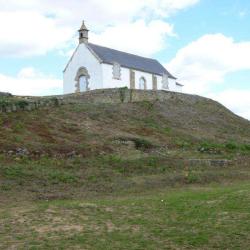 Chapelle Et Tumulus St Michel