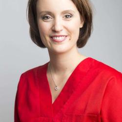 Dr Charlotte Courtin