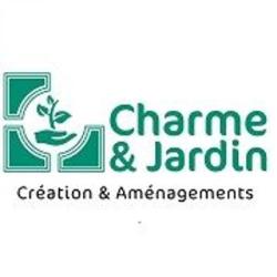 Charme Et Jardin