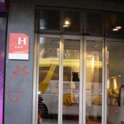 Chat Noir Design Hôtel