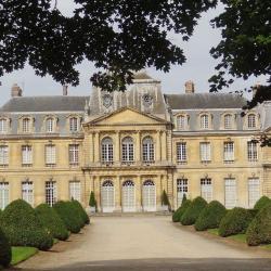 Château De Champlâtreux