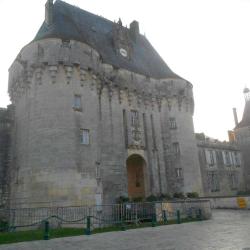 Chateau De Jonzac