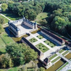 Château De Pierre-de-bresse