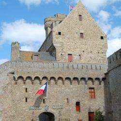 Château Médiéval De Saint-malo