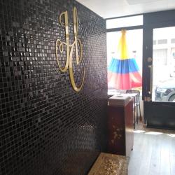 Chez Hugo Salon De Coiffeur