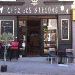 Chez Les Garçons