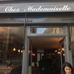 Chez Mademoiselle