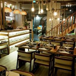 Chez Red Luna