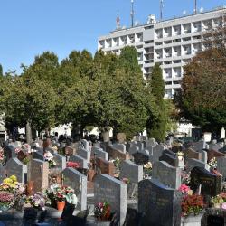 Cimetière De La Rossignolette
