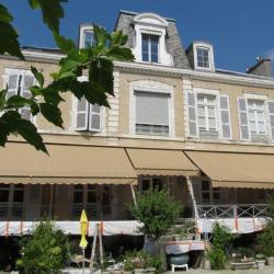 Claverie Stores