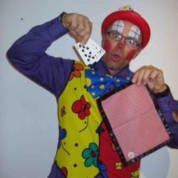 Clown Freddo Animateur Magicien Et Père Noèl à Domicile