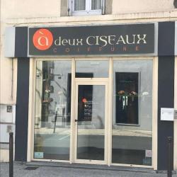 A Deux Ciseaux