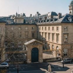 Collège De France