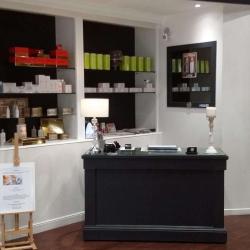 Cosmoclinic