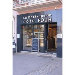 Côté Cour - Coté Four