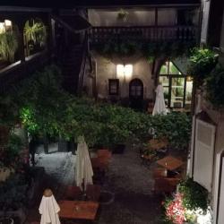 Cour Du Bailli (la)