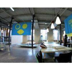 Coworking Space Plaine Images