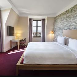 Crowne Plaza Paris Mlv