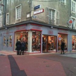 Cuir J . D .