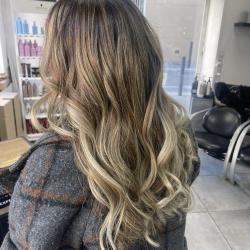 Cut Coiffure Esthetique