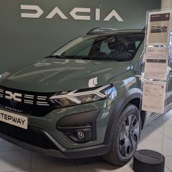 Dacia Beauchamp - Rousseau Automobile