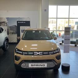 Dacia Brie-comte-robert - Car Lovers