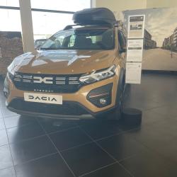 Dacia Chartres - Car Lovers