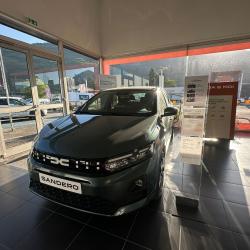 Dacia Foix - Groupe Peyrot