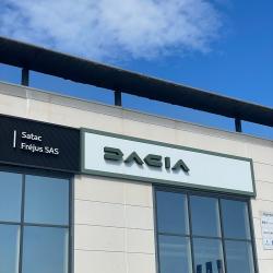 Dacia Frejus - Groupe Synethis