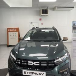 Dacia Hyeres - Groupe Synethis