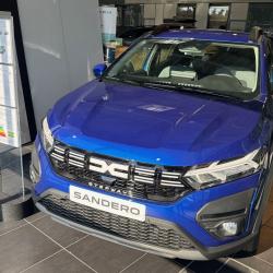 Dacia Rennes Alma - Car Lovers