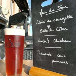 De Danu Irish Pub