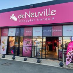 De Neuville